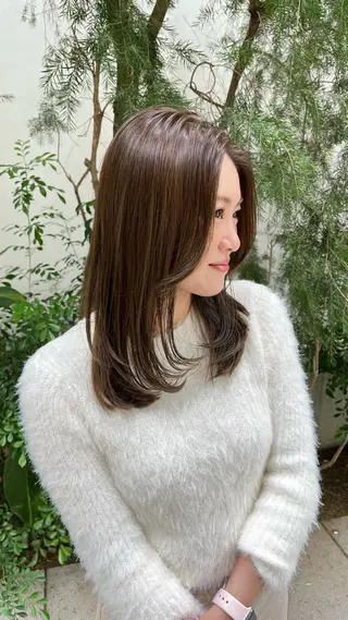 セミロング カラー Agnos 青山/ saya🌼のヘアスタイル