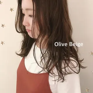 セミロング カラー 市川 千夏のヘアスタイル