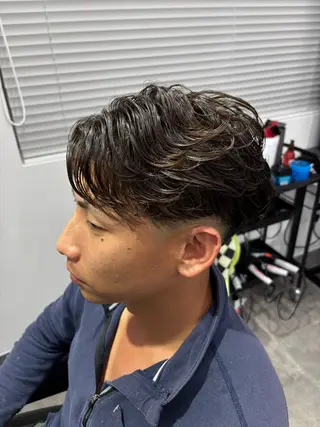 メンズ 🪽直毛男子の救世主 🪽フェザーパーマのヘアスタイル