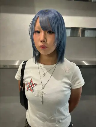 ミディアム デザイン🥇複雑履歴 ハイトーン特化のヘアスタイル