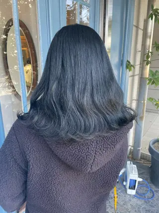 セミロング 齋藤 樹里のヘアスタイル