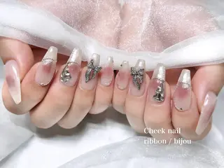 ネイル Roi〈ロワ〉 Yume🎀のネイルデザイン