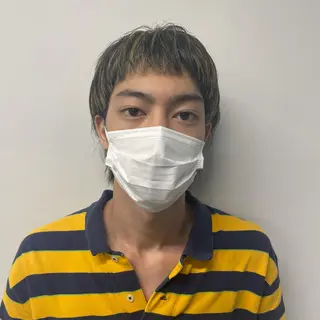 カラー パーマ ヘアアレンジ メンズ キッズ ネイル マツエク・マツパ 透明感カラー・レイヤ ー🎀amika🎀のヘアスタイル