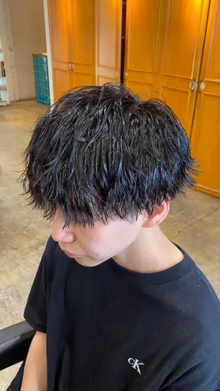 ショート パーマ メンズ レイヤーボブ/ 艶カラー/サナ🌼のヘアスタイル