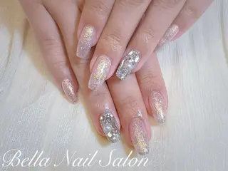 ネイル Bella Nail Salonパラジェルのネイルデザイン