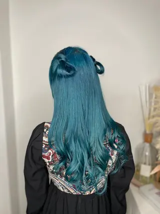 ロング カラー ヘアアレンジ kaho/推しカラー /ブリーチ/エクステのヘアスタイル