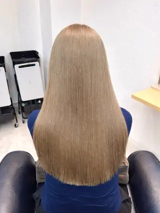 セミロング カラー 艶カラー/レイヤー/ ハイトーン/まなみのヘアスタイル