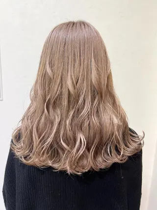 セミロング カラー mana .のヘアスタイル