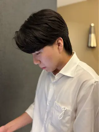 メンズ 勝 愛未菜のヘアスタイル