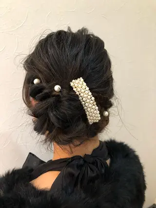 ミディアム ヘアアレンジ IVY villa Suzu.のヘアスタイル