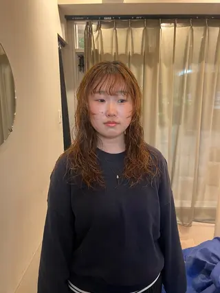 ロング パーマ 竹内 穂乃佳のヘアスタイル