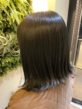 ミディアム 水谷 菜央のヘアスタイル