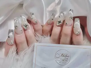 ネイル AKIKO ネイルサロンのネイルデザイン