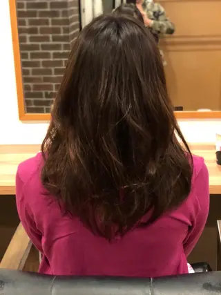 セミロング カラー パーマ 美髪矯正 🌈髪質改善 山下のヘアスタイル
