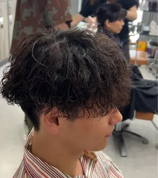 パーマ カズキ🌼曲がる 縮毛矯正のヘアスタイル