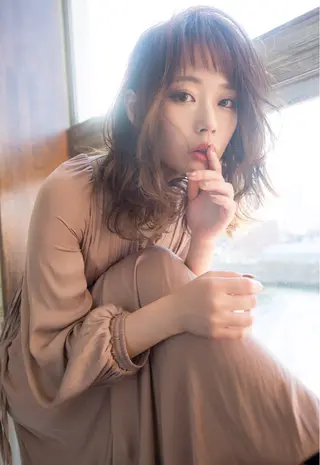 ミディアム カラー 朝田 拓実のヘアスタイル