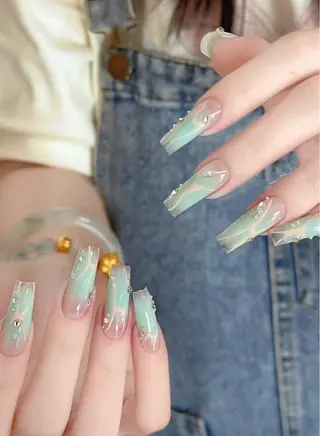 ネイル 長さだし専門店 M2　rikaのネイルデザイン