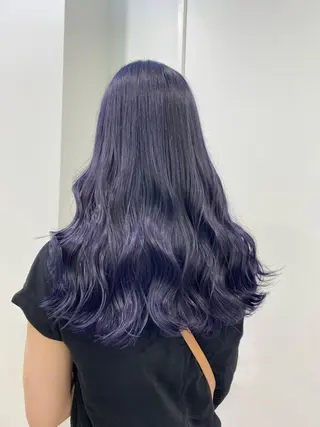 セミロング 🤍ハイトーン寒色 🤍MADOKAのヘアスタイル