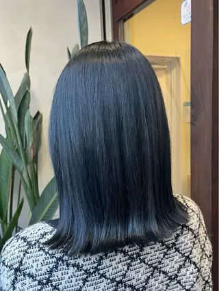 カラー 透明感/低ダメージ インナー🩵角田紗雪のヘアスタイル