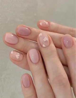 ネイル Rina 東口ネイルサロンもちのネイルデザイン