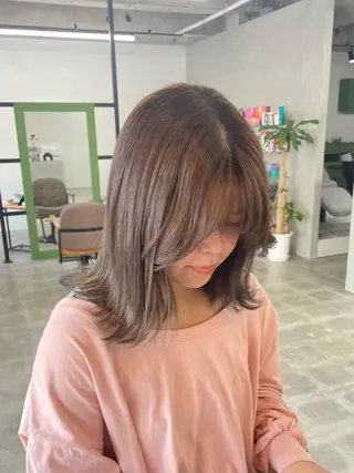 ミディアム miloc himekaのヘアスタイル