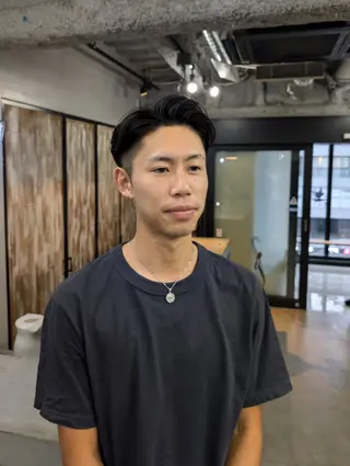ショート パーマ ヘアアレンジ メンズ 【毛流れヘア】 人気No.1/ユウキのヘアスタイル