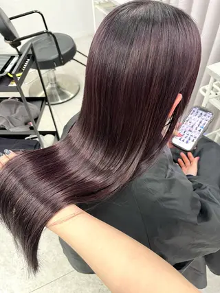 ロング カラー 柔らかオリーブ🌿 HIMARI🌻のヘアスタイル