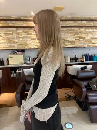 ロング カラー FaB/ Yunaのヘアスタイル