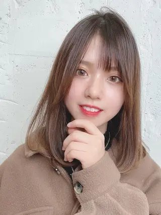 ミディアム 岩倉 諒のヘアスタイル