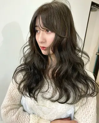 ロング カラー mizuki/ピンク ベージュ.レイヤーのヘアスタイル
