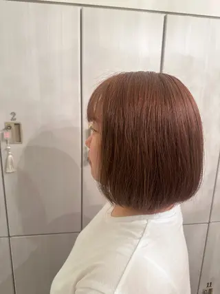 ショート カラー 古澤 由紀子のヘアスタイル