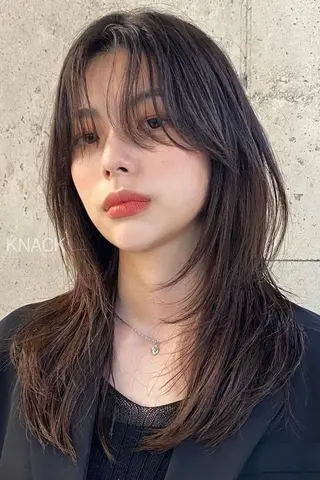 セミロング 吉田一輝 外国人パーマのヘアスタイル