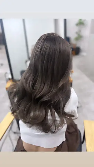 セミロング カラー ヘアアレンジ 梅田トレンドレイヤー RISA🎀💕のヘアスタイル
