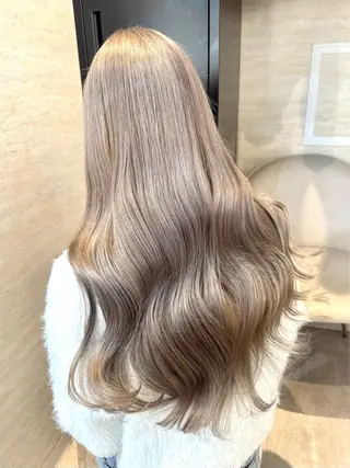 ロング カラー ヘアアレンジ 🌱巴結生🌿大宮 ☁️ミルクティーのヘアスタイル