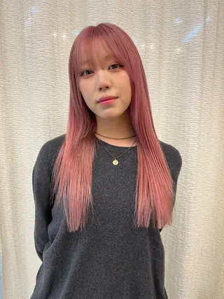 カラー ✨ブリーチカラー特化 美容師/なぎさのヘアスタイル