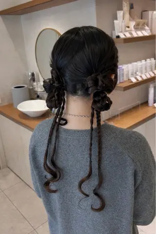 ヘアアレンジ Miwa🦋渋谷/ 透明感カラー/セットのヘアスタイル