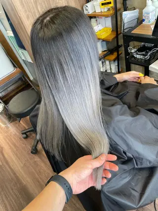 ロング カラー Lull1人美容室 バレイヤージュのヘアスタイル