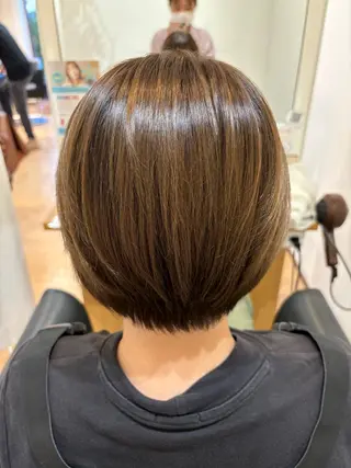 ショート カラー 秋山知穂ショート/ 縮毛矯正はお任せ🧸のヘアスタイル