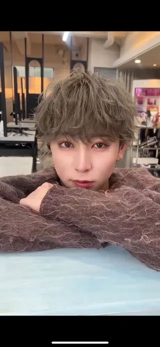 ショート パーマ メンズ ヤリタ カケルのヘアスタイル