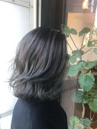 カラー あらい なつみのヘアスタイル