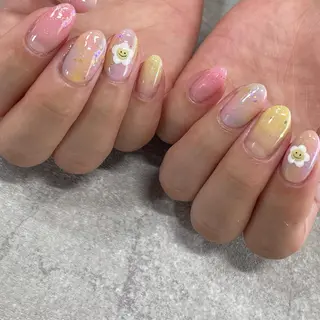 ネイル 東 千夏のネイルデザイン