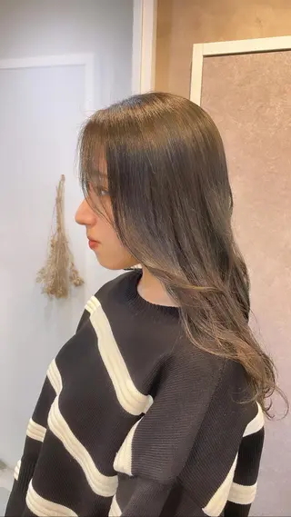 カラー silk🕯 hikaruのヘアスタイル