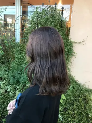 セミロング カラー 下條 真のヘアスタイル