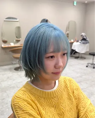 ミディアム 福田 美波のヘアスタイル
