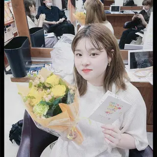 ショート カラー justbeauty CiNQのヘアスタイル