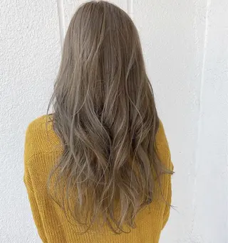 ロング カラー エヌプランツ 和泉府中のヘアスタイル