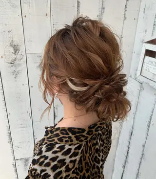 セミロング 金井愛華 【monolith】のヘアスタイル