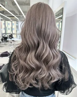 ロング カラー 大野 伽月/オンカラーのヘアスタイル