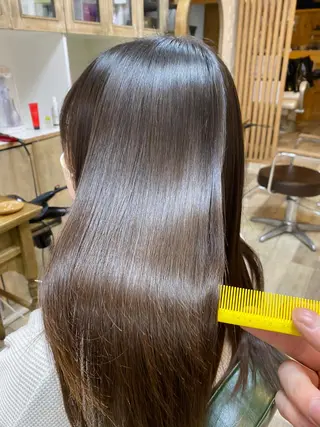 セミロング 髪質改善✨ 角谷　勇のヘアスタイル