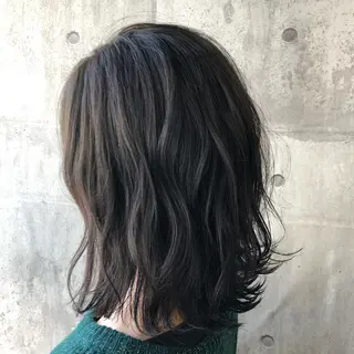 ミディアム カラー 菅沢 奈生のヘアスタイル